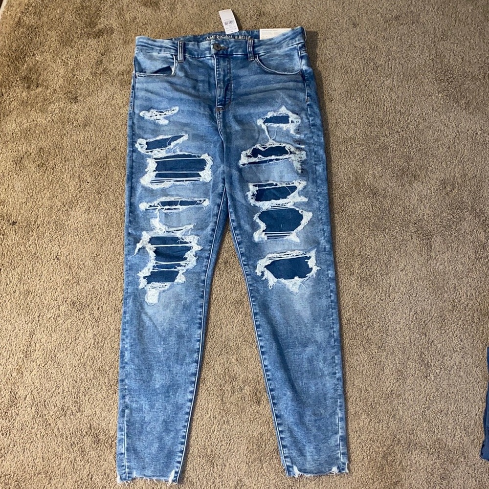 American Eagle Jeans!! Size 12 HighW Curvy